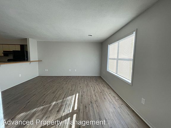 3rd image of 2520 Candle Crest Cir