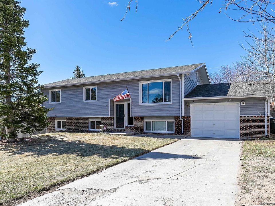 1st image of 708 Cottonwood Dr