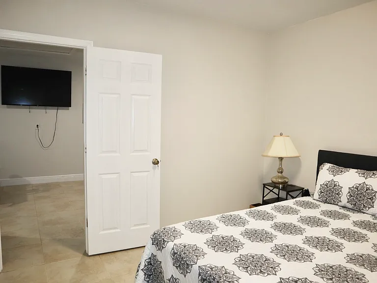 232 Satinwood Cir #1 — Photo 15
