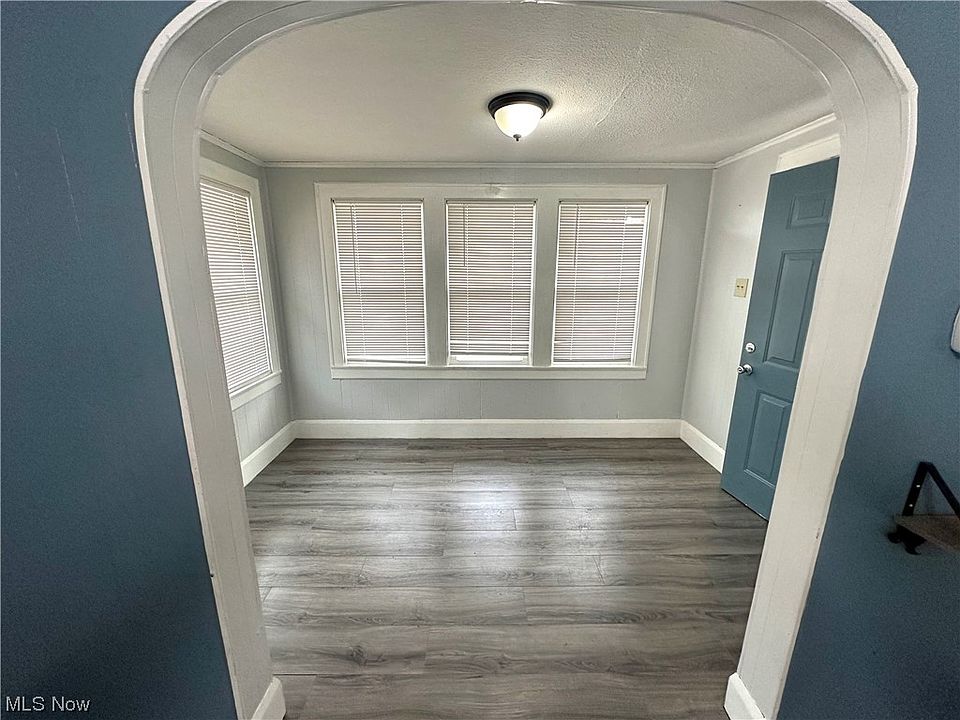 32 N Jackson St, Youngstown, OH 44506 Zillow