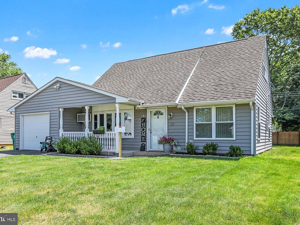 32 Ironwood Rd, Levittown, PA 19057 Zillow