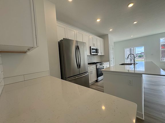 4th image of 13763 Gatsby Dr