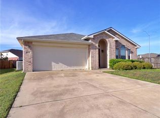 1133 Castle Springs Rd, Fort Worth, TX 76134