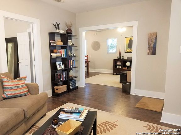 3rd image of 846 Avant Ave