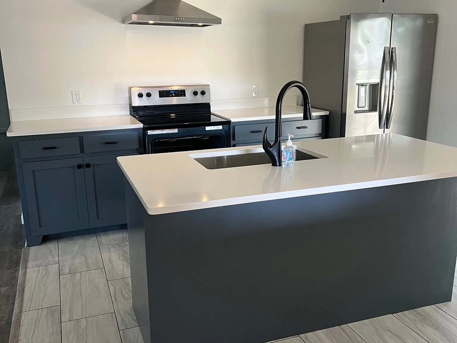 165 Rockport Ln — Photo 1
