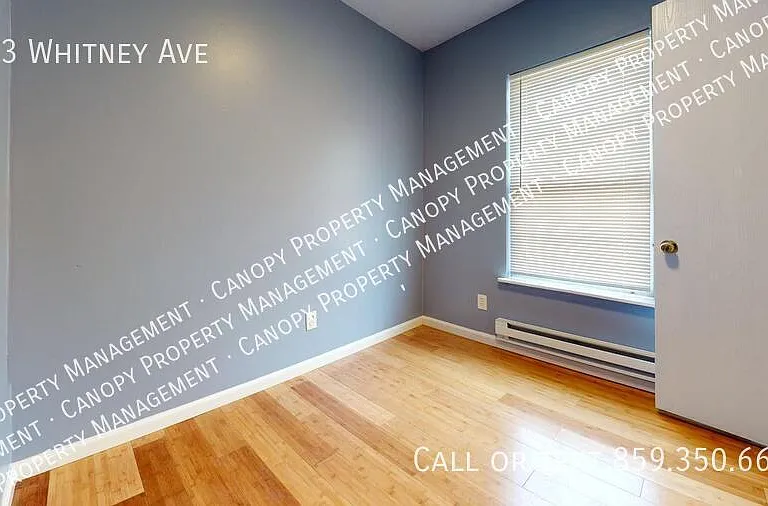 823 Whitney Ave — Photo 2