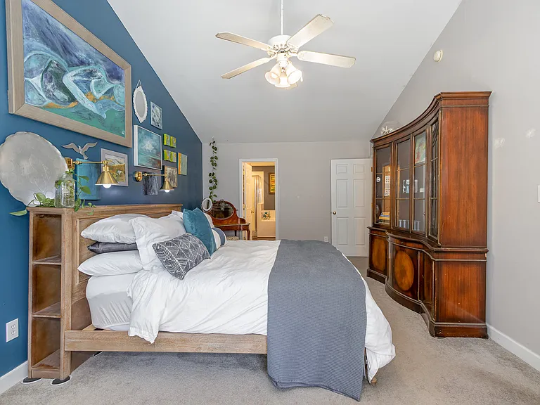 4610 Asterwood Dr — Photo 21