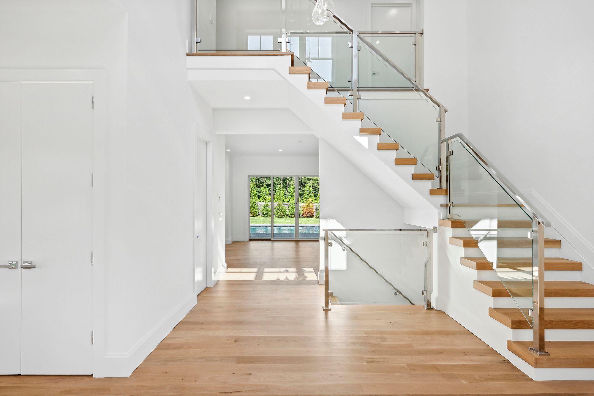 15 Summit Blvd, Westhampton, NY 11977 Out East