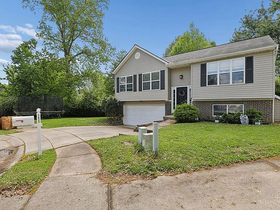 2nd image of 1822 Coralberry Ct