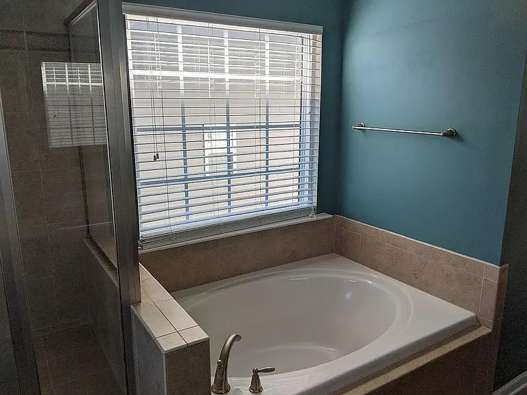 3409 Bidwell Ave — Photo 23