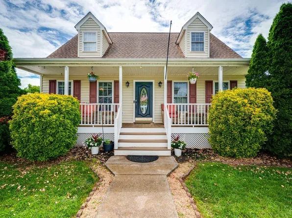 1055 Pokeys Creek Rd, Lynchburg, VA 24503