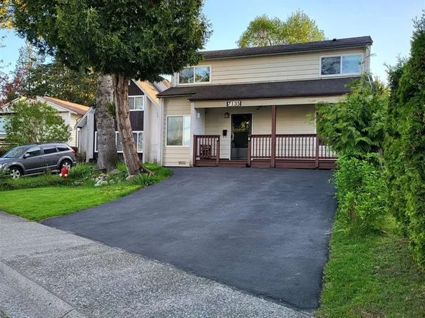 7135 129a St, Surrey, BC V3W 6T4