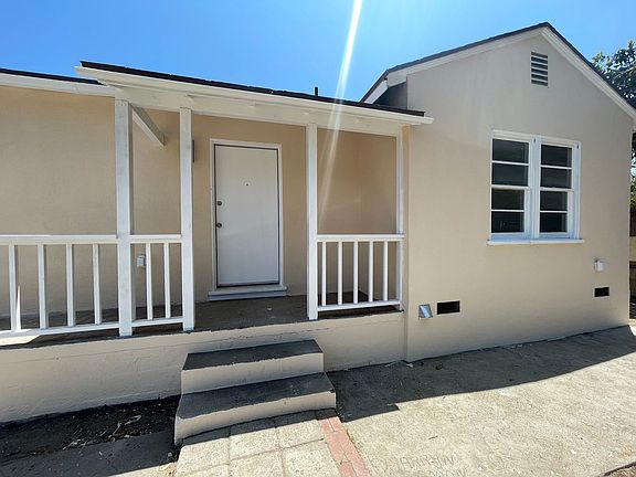 5th image of 234 S 12th St #1/2