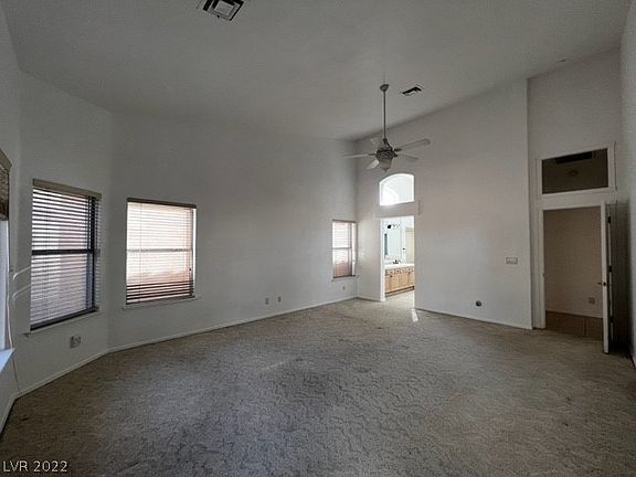 4th image of 1444 Castle Crest Dr