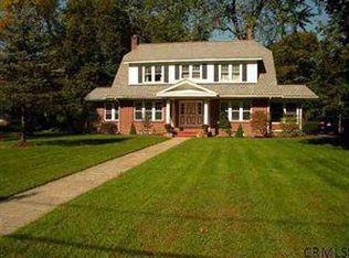 31 Sunnyside Rd, Scotia, NY 12302