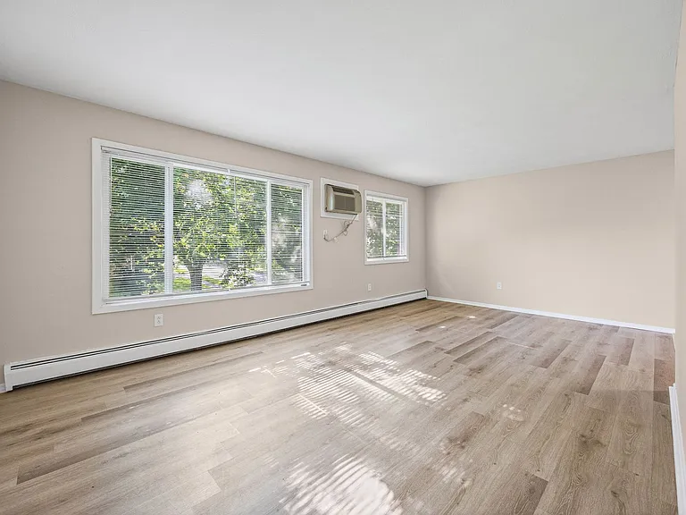 721 Cedarwood — Photo 34
