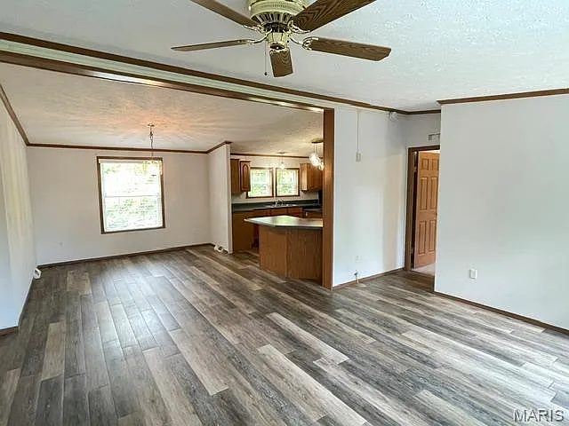 12441 Ladue Rd — Photo 4