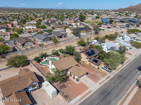 3381 W Calle De La Bajada, Tucson, AZ 85746