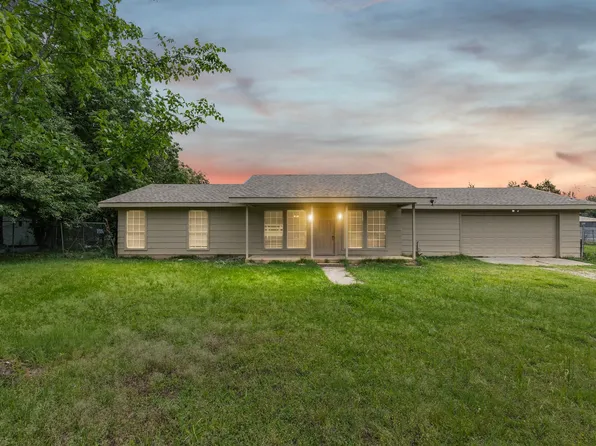 11220 Goss St, Wills Point, TX 75169