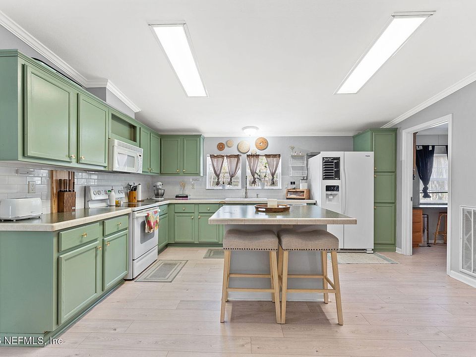 1st image of 15666 SEARS Road