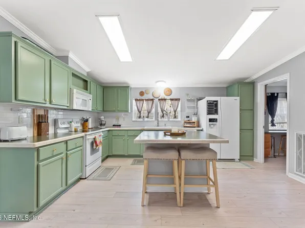 15666 SEARS Road, Jacksonville, FL 32218