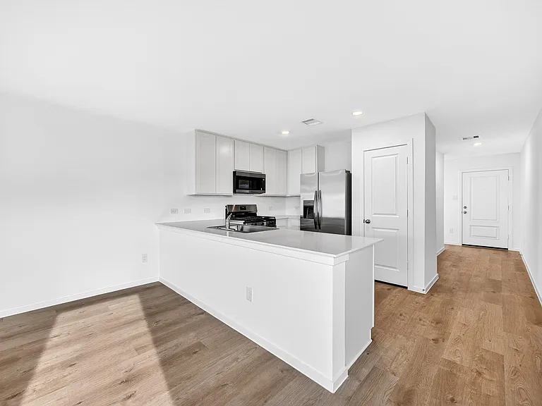 26822 Vanilla Pearls Ln — Photo 10