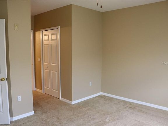 4th image of 6415 Hollydale Pl Unit 202