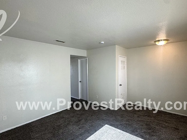 Sioux Rd 22526- / AVT 2 LLC — Photo 3