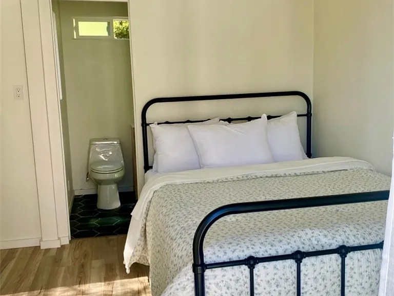 9552 Ventura Way — Photo 13