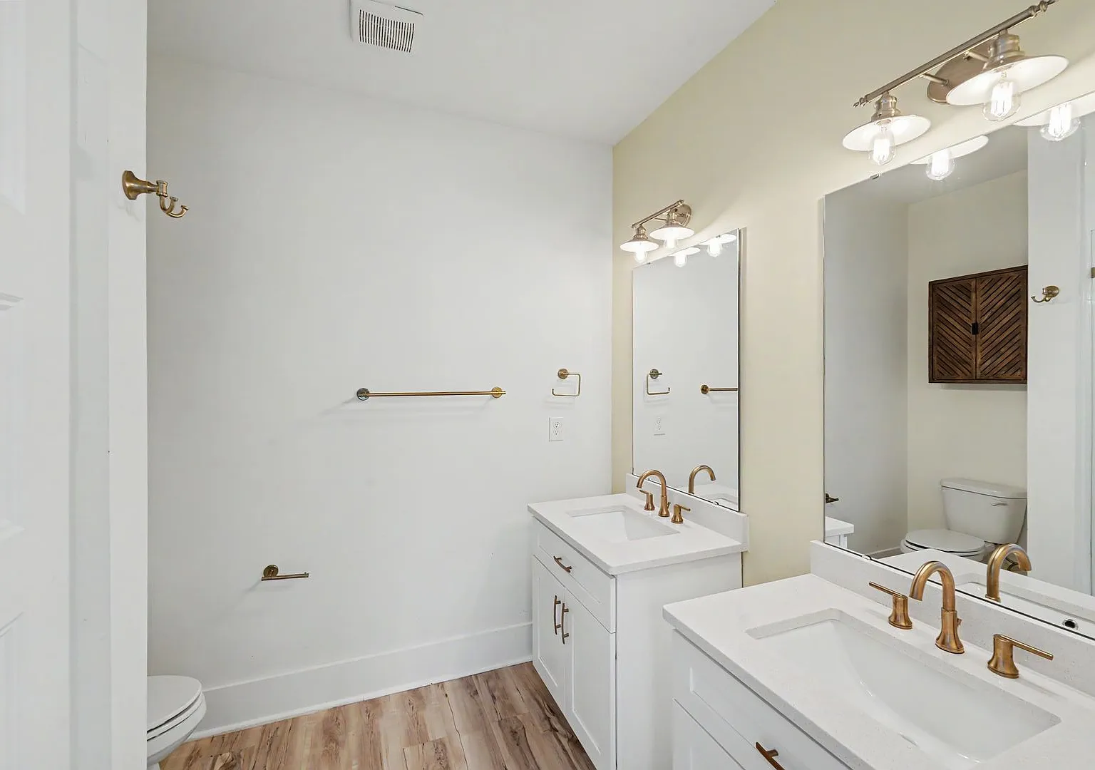 Beautiful West Charlotte 2BR Home with Outdoor Living & Included Wi-Fi — Photo 3
