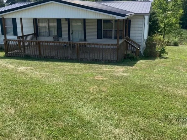 202 Carlee Dr, Point Pleasant, WV 25550