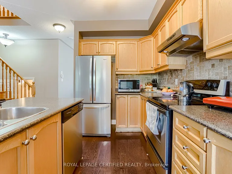 1027 Eager Rd — Photo 11