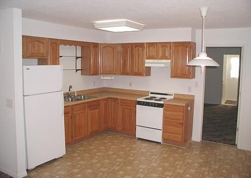  COTTAGE KITCHEN!