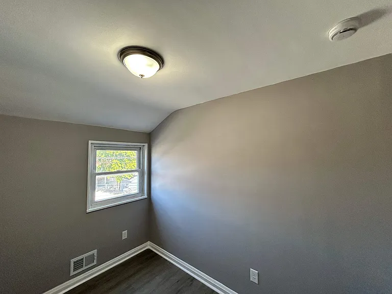 7842 Lockwood Rd — Photo 17