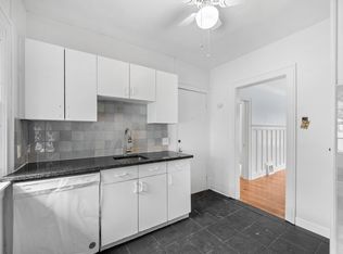 1682 Eddington Rd #2, Cleveland, OH 44118