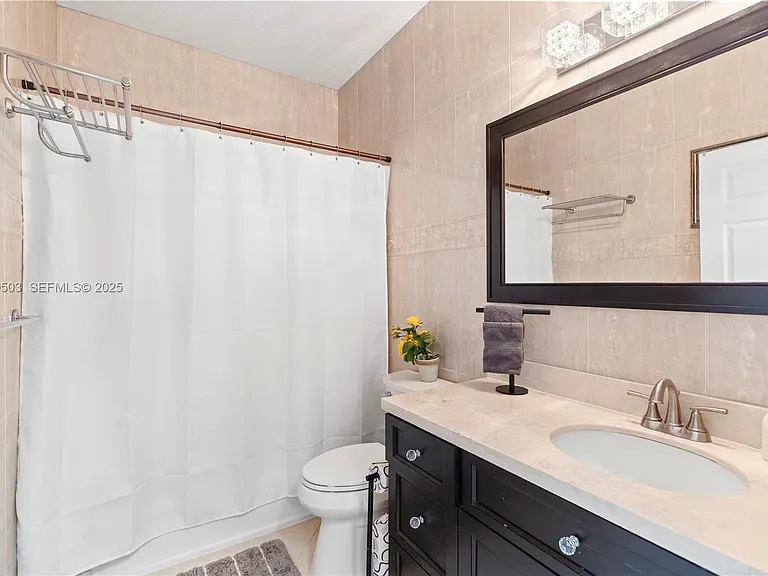 16601 SW 87th Ct — Photo 34