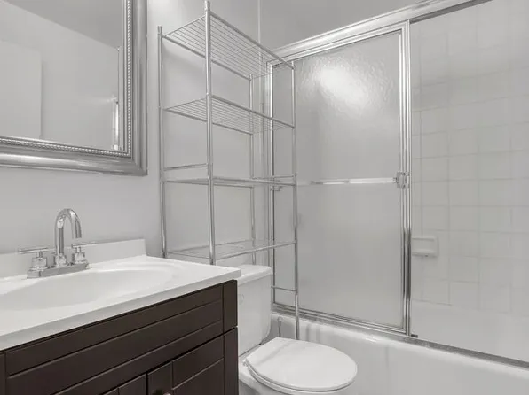 150 West 51st Street image 9 of 16