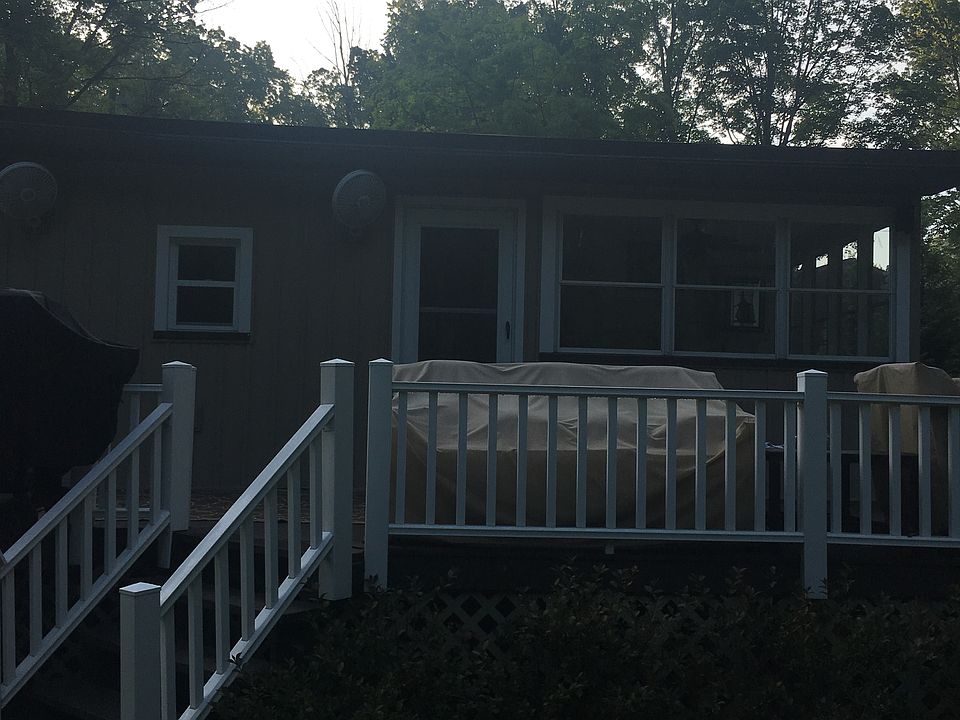 2nd image of 2972 Scott Cliff Dr