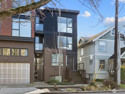 4422 Woodlawn Avenue N #213, Seattle, WA, 98103