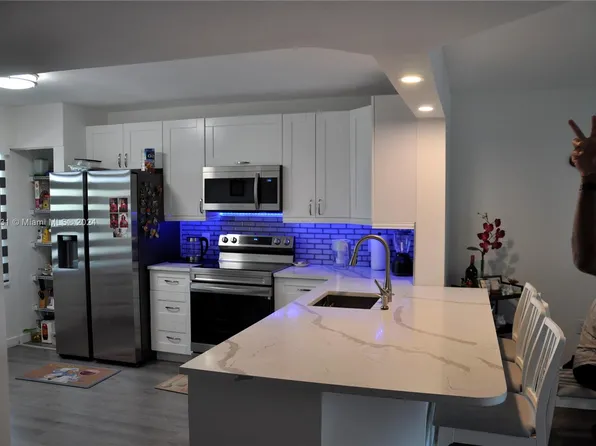 (undisclosed Address), Pembroke Pines, FL 33027
