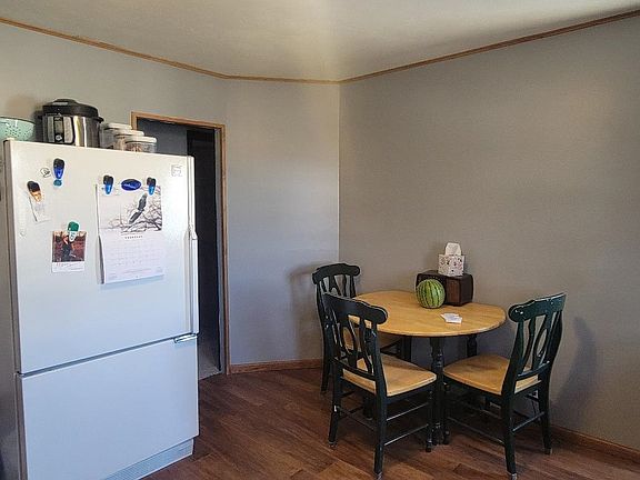 4th image of 908 E 26th St