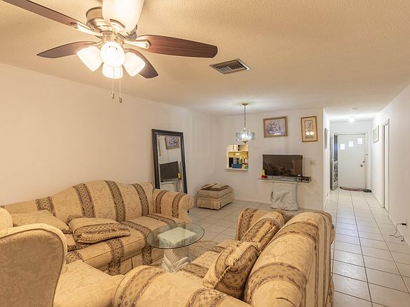 5th image of 5800 Fernley Drive #8