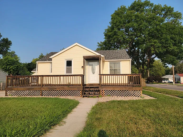 704 S Kimball St — Photo 2