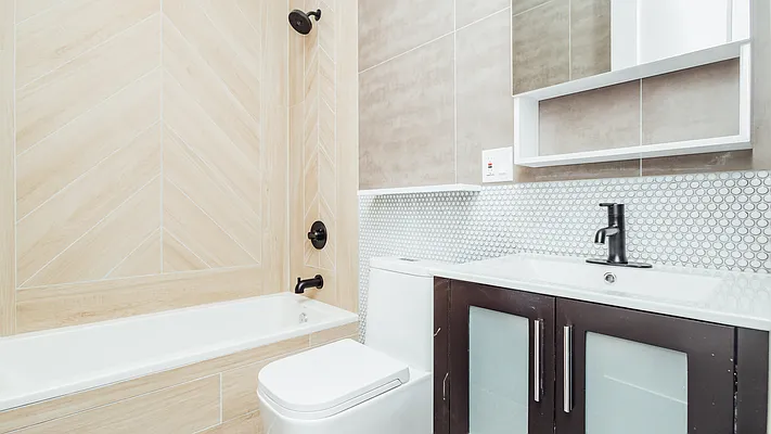 Rented by Nooklyn NYC LLC | media 10