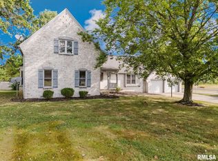 1800 Testa Dr, Marion, IL 62959