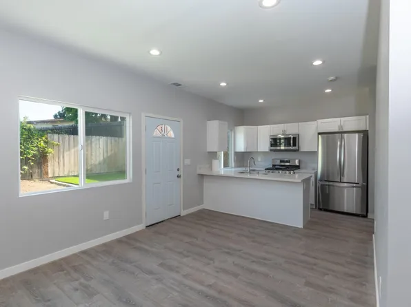 5158 Ewing St, San Diego, CA 92115