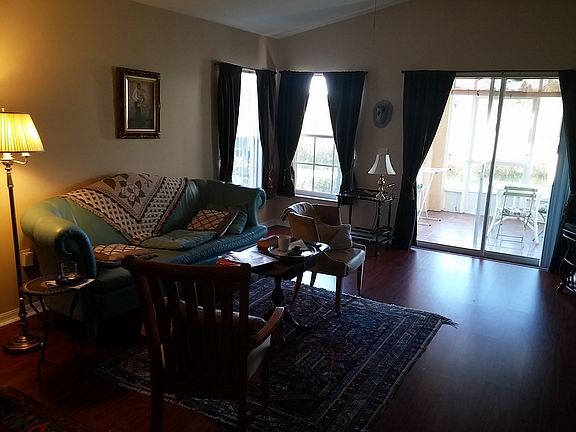 3rd image of 143 Acadia Dr
