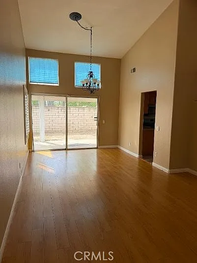 3 bed, 2.5 bath, 1698 sqft, $3,200 — Photo 4