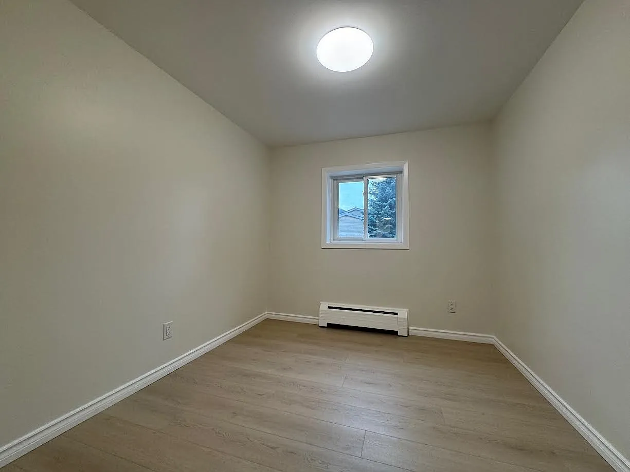355 Clyde Road Cambridge — Photo 4