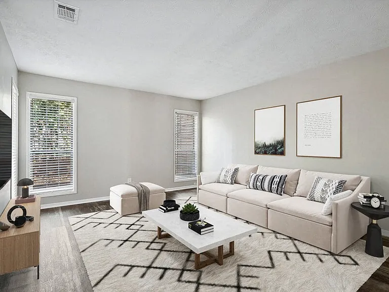 2311 Dunwoody Xing — Photo 8